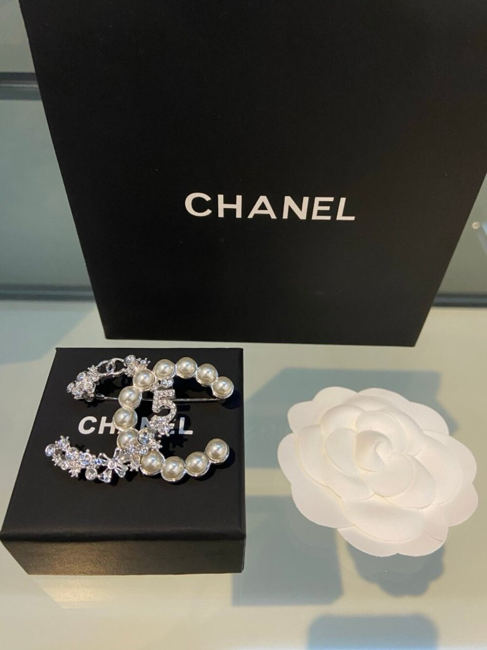 Chanel Silver-Tone Pearl Crystal CC Brooch Pin - Picture 7 of 7